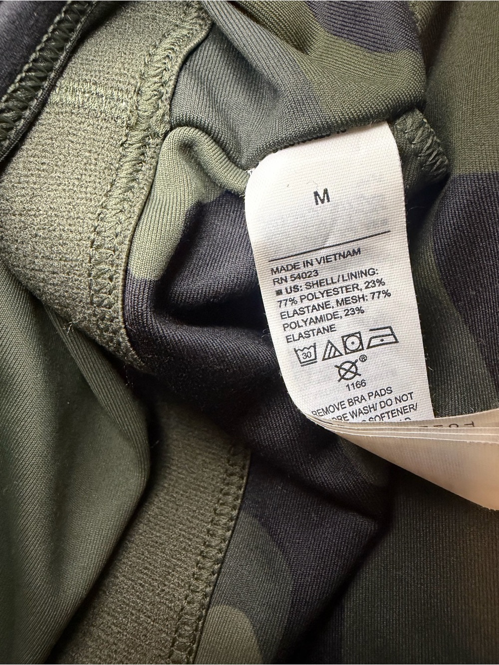 Old Navy Active Camo Print Sports Top with Built in Bra - Olive & Black - Picture 9 of 9